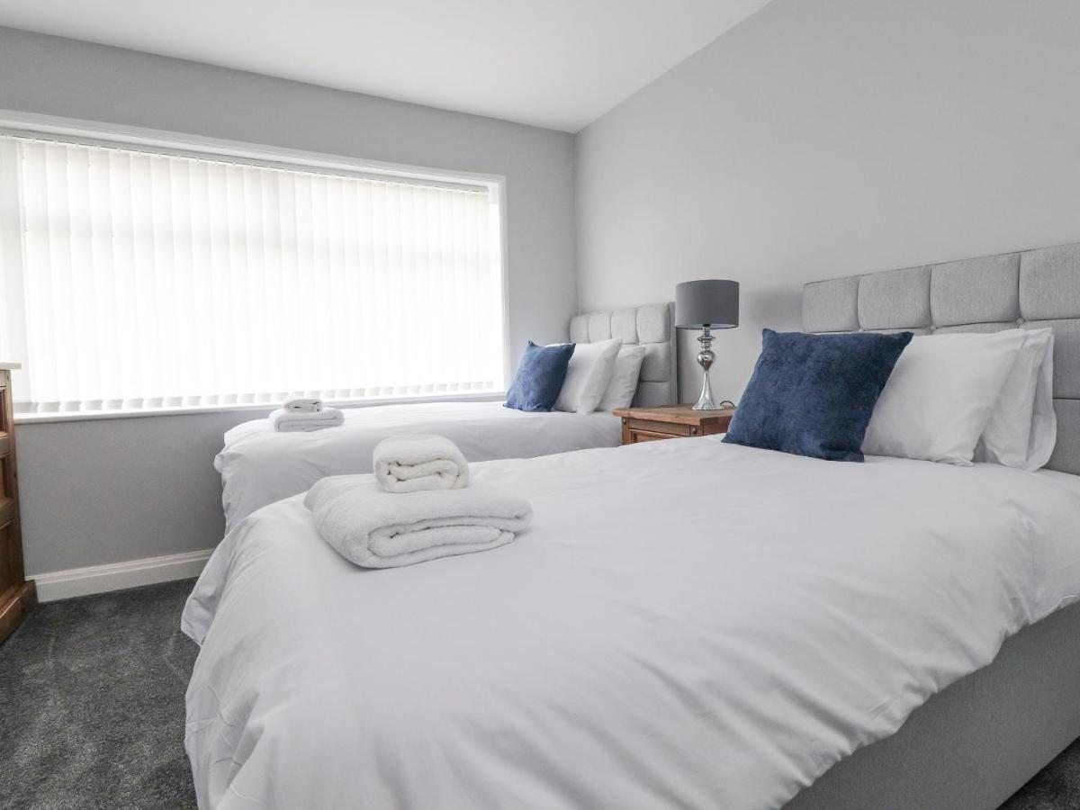 23 Ryden Avenue Villa Cleveleys Ngoại thất bức ảnh